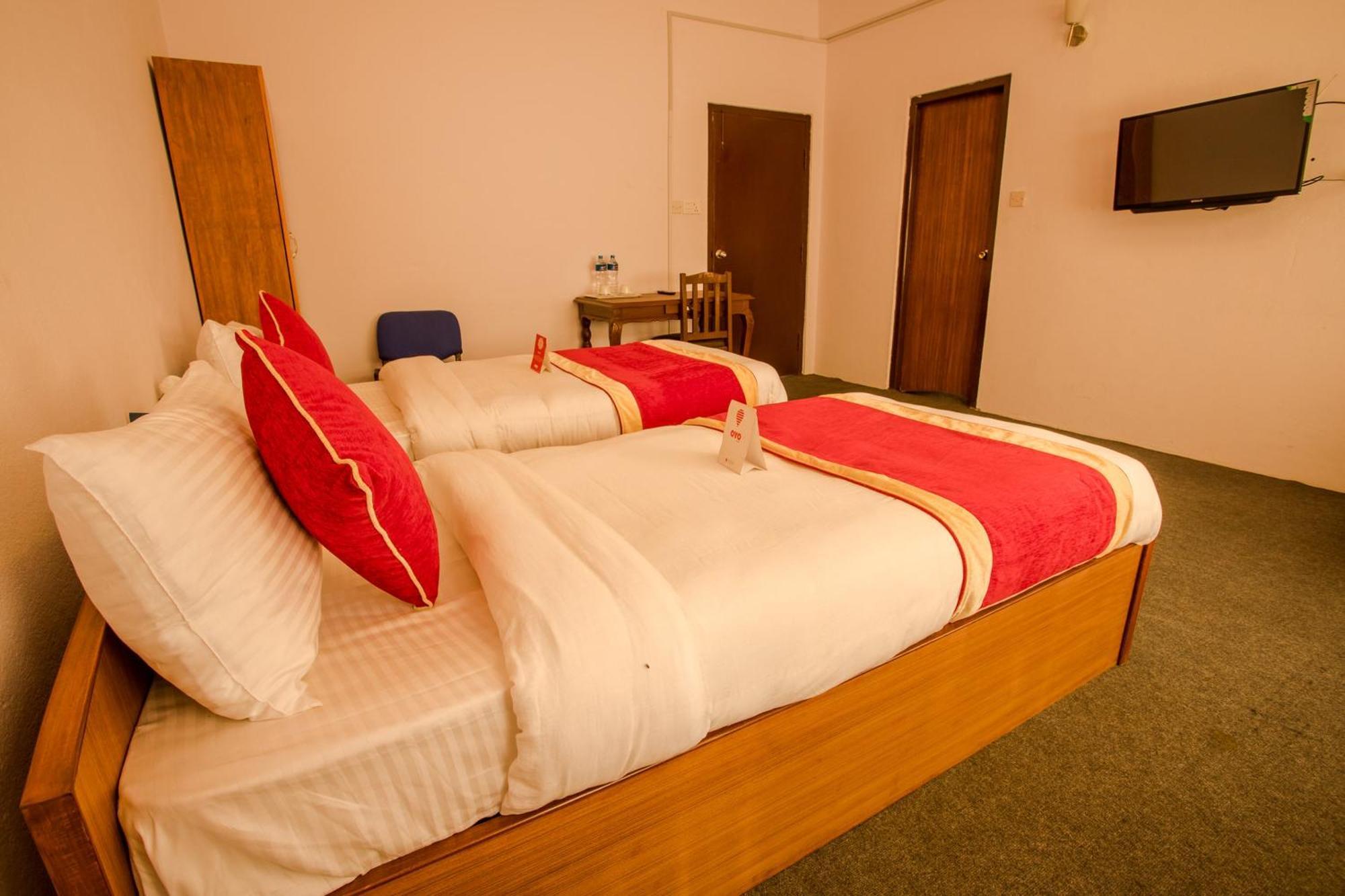 Oyo 135 Lost Garden Apartment And Guest House Κατμαντού Εξωτερικό φωτογραφία