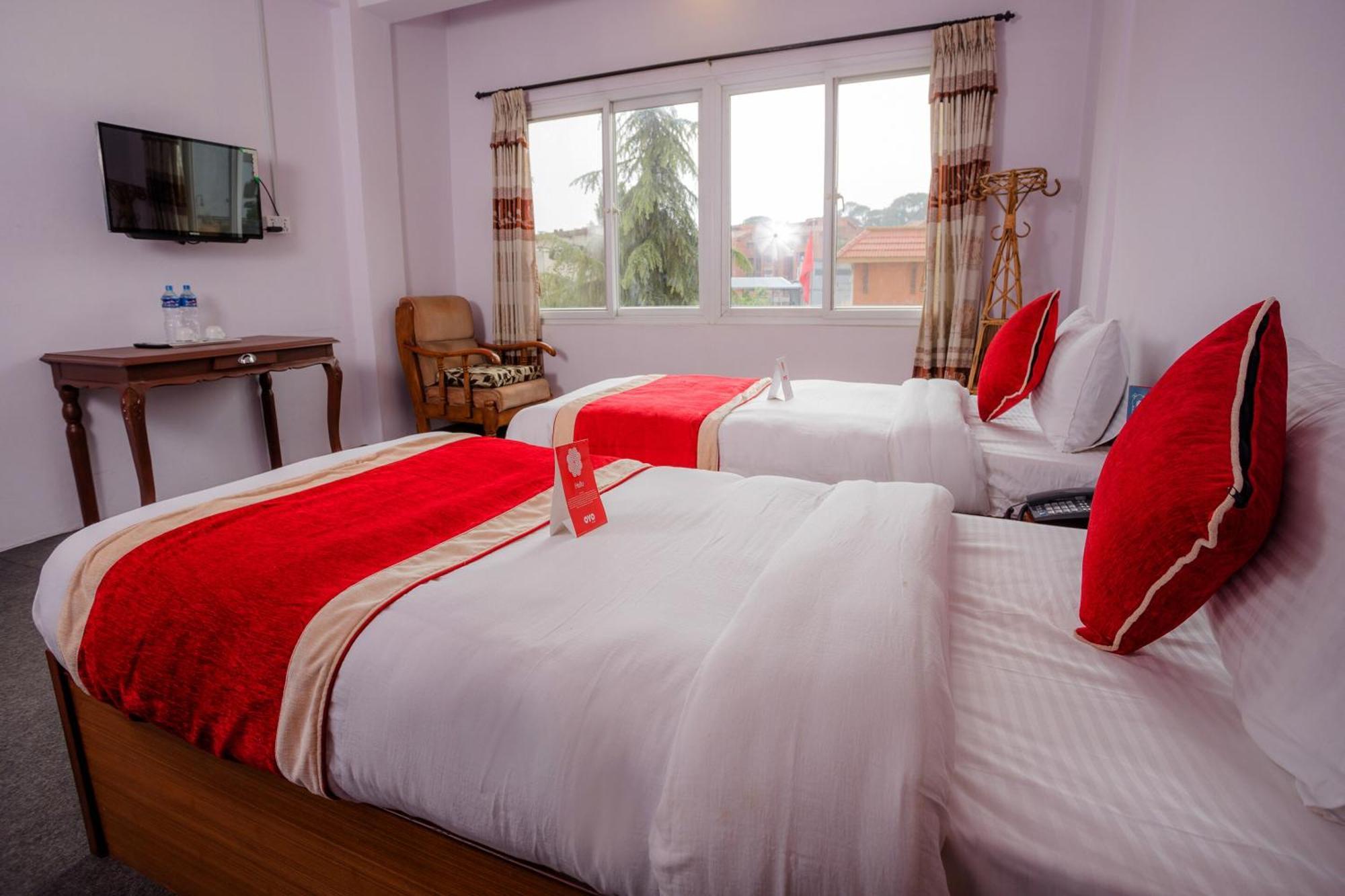 Oyo 135 Lost Garden Apartment And Guest House Κατμαντού Εξωτερικό φωτογραφία